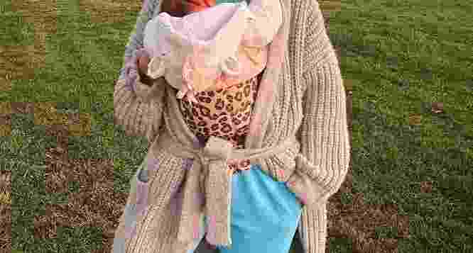 «Мама и муж были в ужасе»: Джиджи Хадид родила дочь на ферме без анестезии
