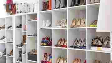 Не бывает слишком много туфель…бывает слишком маленький шкаф!