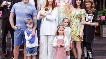 Наталья Подольская опубликовала фото своей большой дружной семьи